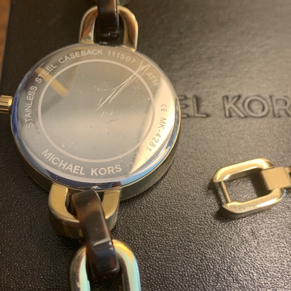 Michael Kors watch. Great condition - Picture 5 of 6